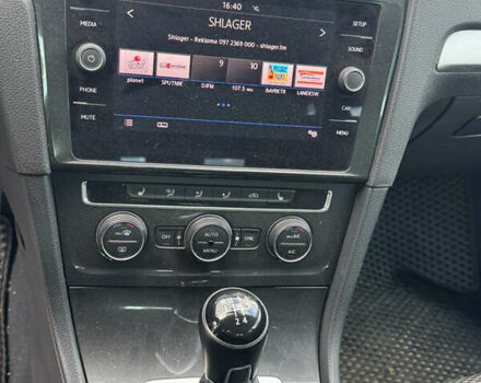 Сірий Фольксваген Гольф, об'ємом двигуна 1.6 л та пробігом 241 тис. км за 11700 $, фото 9 на Automoto.ua