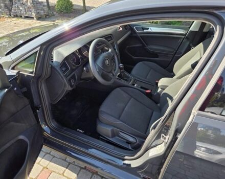 Серый Фольксваген Гольф, объемом двигателя 1.6 л и пробегом 239 тыс. км за 11900 $, фото 6 на Automoto.ua