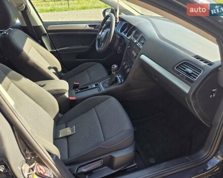 Серый Фольксваген Гольф, объемом двигателя 1.6 л и пробегом 238 тыс. км за 11200 $, фото 29 на Automoto.ua