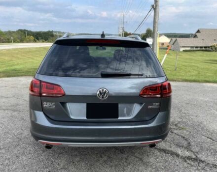 Серый Фольксваген Гольф, объемом двигателя 1.8 л и пробегом 50 тыс. км за 8000 $, фото 5 на Automoto.ua