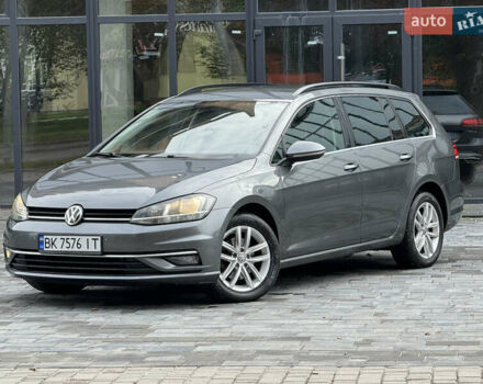Серый Фольксваген Гольф, объемом двигателя 1.6 л и пробегом 253 тыс. км за 12700 $, фото 29 на Automoto.ua