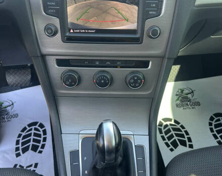 Серый Фольксваген Гольф, объемом двигателя 1.8 л и пробегом 105 тыс. км за 12800 $, фото 17 на Automoto.ua