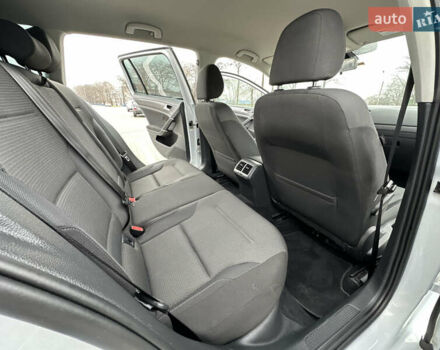 Серый Фольксваген Гольф, объемом двигателя 1.8 л и пробегом 100 тыс. км за 12700 $, фото 38 на Automoto.ua