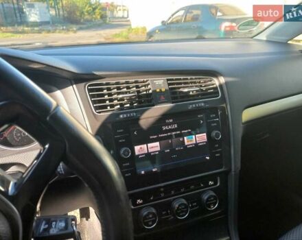 Сірий Фольксваген Гольф, об'ємом двигуна 1.6 л та пробігом 230 тис. км за 11800 $, фото 8 на Automoto.ua