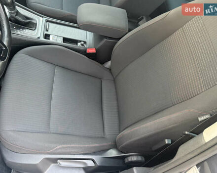 Серый Фольксваген Гольф, объемом двигателя 1.6 л и пробегом 221 тыс. км за 13950 $, фото 39 на Automoto.ua