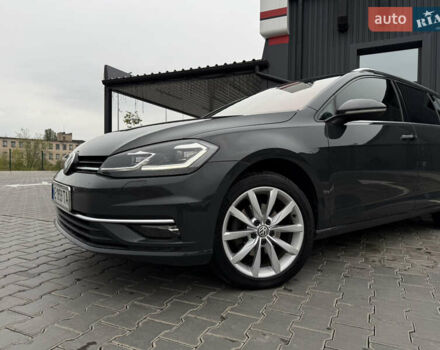 Серый Фольксваген Гольф, объемом двигателя 1.97 л и пробегом 330 тыс. км за 14000 $, фото 32 на Automoto.ua