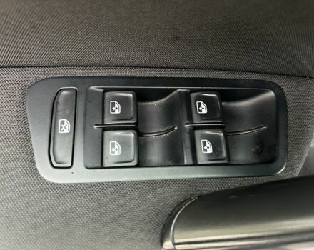 Сірий Фольксваген Гольф, об'ємом двигуна 1.6 л та пробігом 237 тис. км за 10900 $, фото 16 на Automoto.ua