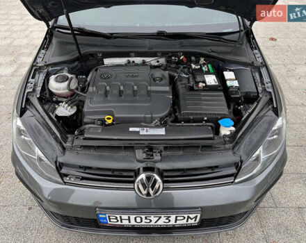 Серый Фольксваген Гольф, объемом двигателя 1.97 л и пробегом 284 тыс. км за 13500 $, фото 27 на Automoto.ua