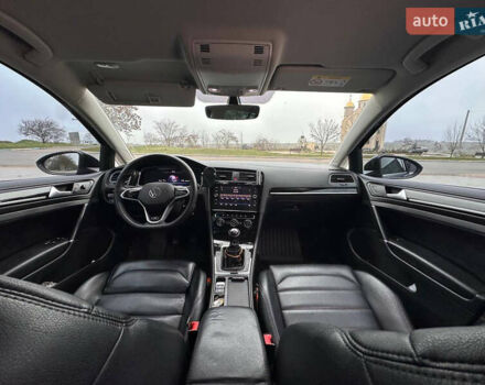 Серый Фольксваген Гольф, объемом двигателя 1.97 л и пробегом 284 тыс. км за 13500 $, фото 29 на Automoto.ua