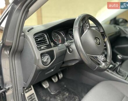 Сірий Фольксваген Гольф, об'ємом двигуна 1.97 л та пробігом 304 тис. км за 12700 $, фото 27 на Automoto.ua