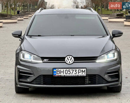 Серый Фольксваген Гольф, объемом двигателя 1.97 л и пробегом 284 тыс. км за 13500 $, фото 12 на Automoto.ua