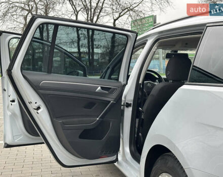 Серый Фольксваген Гольф, объемом двигателя 1.8 л и пробегом 100 тыс. км за 12700 $, фото 29 на Automoto.ua