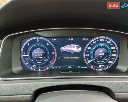 Серый Фольксваген Гольф, объемом двигателя 1.6 л и пробегом 299 тыс. км за 13000 $, фото 13 на Automoto.ua