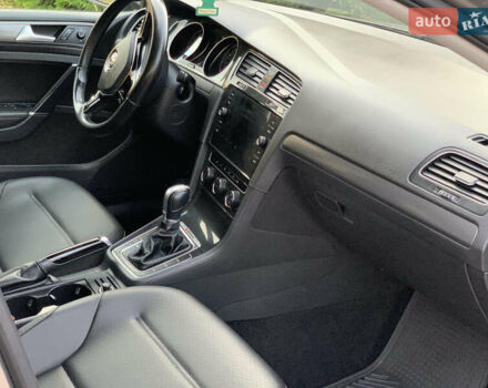 Фольксваген Гольф 2017 в Дрогобыче на Automoto.ua Серый Фольксваген Гольф, объемом двигателя 1.8 л и пробегом 108 тыс. км за 12500 $, фото 28 на Automoto.ua