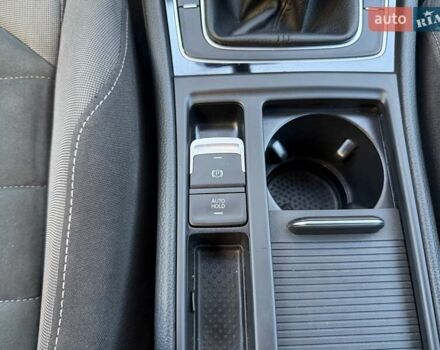 Сірий Фольксваген Гольф, об'ємом двигуна 1.6 л та пробігом 286 тис. км за 15000 $, фото 43 на Automoto.ua