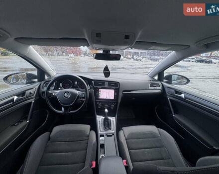 Сірий Фольксваген Гольф, об'ємом двигуна 1.97 л та пробігом 267 тис. км за 14000 $, фото 9 на Automoto.ua