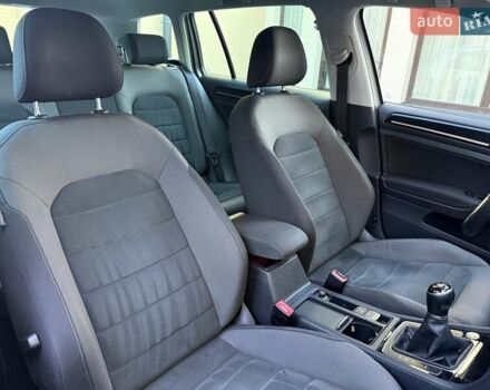 Сірий Фольксваген Гольф, об'ємом двигуна 1.6 л та пробігом 286 тис. км за 15000 $, фото 36 на Automoto.ua