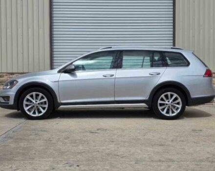 Сірий Фольксваген Гольф, об'ємом двигуна 1.8 л та пробігом 100 тис. км за 7500 $, фото 3 на Automoto.ua