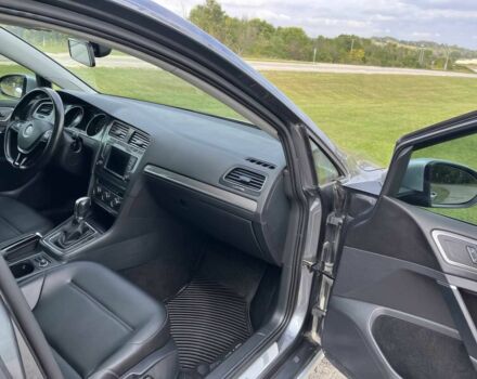 Серый Фольксваген Гольф, объемом двигателя 1.8 л и пробегом 50 тыс. км за 8000 $, фото 8 на Automoto.ua