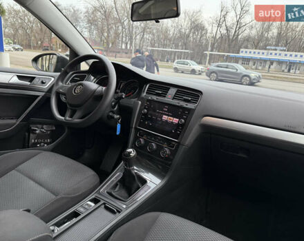 Сірий Фольксваген Гольф, об'ємом двигуна 1.6 л та пробігом 239 тис. км за 12000 $, фото 17 на Automoto.ua