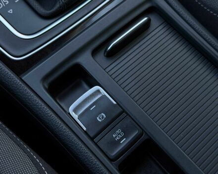 Серый Фольксваген Гольф, объемом двигателя 2 л и пробегом 330 тыс. км за 15300 $, фото 21 на Automoto.ua