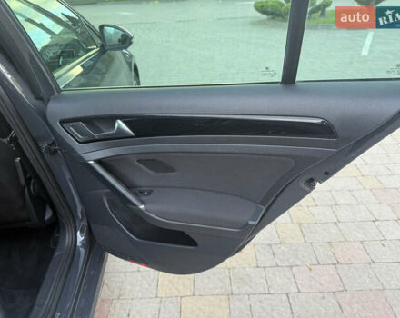 Серый Фольксваген Гольф, объемом двигателя 1.6 л и пробегом 221 тыс. км за 13950 $, фото 48 на Automoto.ua