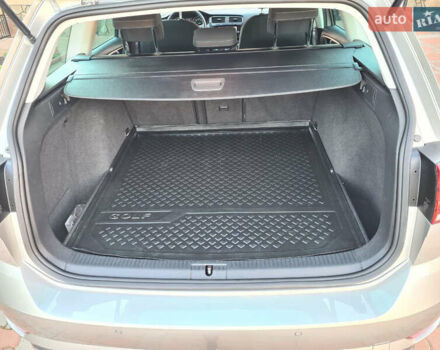 Серый Фольксваген Гольф, объемом двигателя 1.6 л и пробегом 220 тыс. км за 13600 $, фото 6 на Automoto.ua