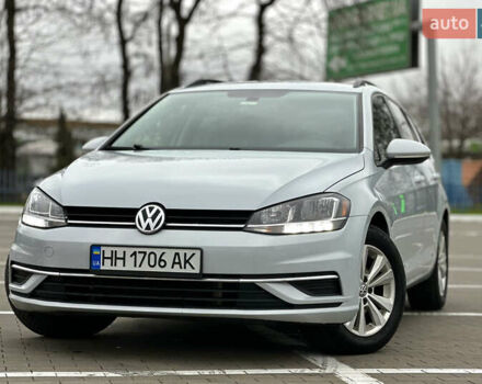 Серый Фольксваген Гольф, объемом двигателя 1.8 л и пробегом 100 тыс. км за 12700 $, фото 1 на Automoto.ua