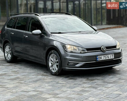 Серый Фольксваген Гольф, объемом двигателя 1.6 л и пробегом 253 тыс. км за 12700 $, фото 7 на Automoto.ua