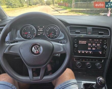 Серый Фольксваген Гольф, объемом двигателя 1.6 л и пробегом 238 тыс. км за 11200 $, фото 31 на Automoto.ua