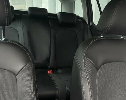 Серый Фольксваген Гольф, объемом двигателя 1.6 л и пробегом 241 тыс. км за 12400 $, фото 31 на Automoto.ua