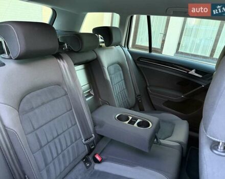 Сірий Фольксваген Гольф, об'ємом двигуна 1.6 л та пробігом 286 тис. км за 15000 $, фото 34 на Automoto.ua