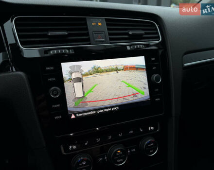 Серый Фольксваген Гольф, объемом двигателя 1.97 л и пробегом 330 тыс. км за 14000 $, фото 22 на Automoto.ua