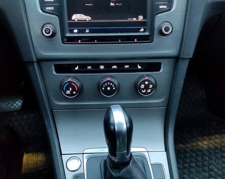 Серый Фольксваген Гольф, объемом двигателя 1.8 л и пробегом 155 тыс. км за 13499 $, фото 6 на Automoto.ua