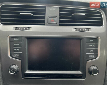 Серый Фольксваген Гольф, объемом двигателя 1.6 л и пробегом 237 тыс. км за 10900 $, фото 25 на Automoto.ua