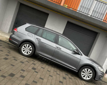 Серый Фольксваген Гольф, объемом двигателя 1.6 л и пробегом 241 тыс. км за 12400 $, фото 4 на Automoto.ua