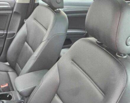 Сірий Фольксваген Гольф, об'ємом двигуна 1.8 л та пробігом 100 тис. км за 7500 $, фото 13 на Automoto.ua