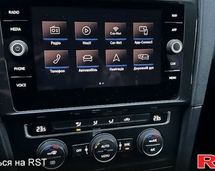 Серый Фольксваген Гольф, объемом двигателя 1.6 л и пробегом 210 тыс. км за 14500 $, фото 9 на Automoto.ua