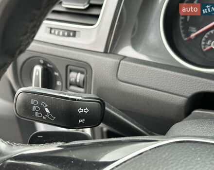 Серый Фольксваген Гольф, объемом двигателя 1.8 л и пробегом 100 тыс. км за 12700 $, фото 65 на Automoto.ua