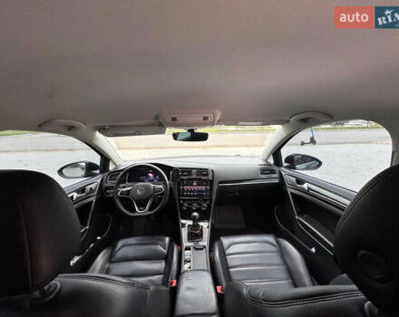 Серый Фольксваген Гольф, объемом двигателя 1.97 л и пробегом 284 тыс. км за 13500 $, фото 28 на Automoto.ua