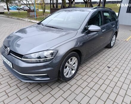 Серый Фольксваген Гольф, объемом двигателя 0 л и пробегом 210 тыс. км за 14200 $, фото 1 на Automoto.ua