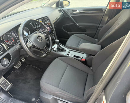 Серый Фольксваген Гольф, объемом двигателя 1.6 л и пробегом 221 тыс. км за 13950 $, фото 40 на Automoto.ua