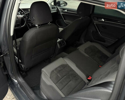 Серый Фольксваген Гольф, объемом двигателя 1.97 л и пробегом 328 тыс. км за 15600 $, фото 47 на Automoto.ua