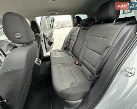 Серый Фольксваген Гольф, объемом двигателя 1.8 л и пробегом 100 тыс. км за 12700 $, фото 31 на Automoto.ua