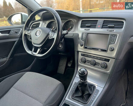 Серый Фольксваген Гольф, объемом двигателя 1.6 л и пробегом 239 тыс. км за 10900 $, фото 30 на Automoto.ua