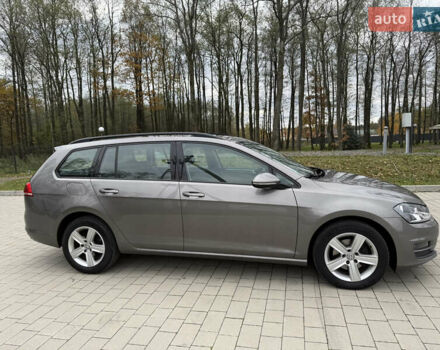 Серый Фольксваген Гольф, объемом двигателя 1.6 л и пробегом 262 тыс. км за 11000 $, фото 4 на Automoto.ua