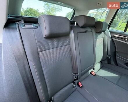 Сірий Фольксваген Гольф, об'ємом двигуна 1.6 л та пробігом 214 тис. км за 13000 $, фото 7 на Automoto.ua