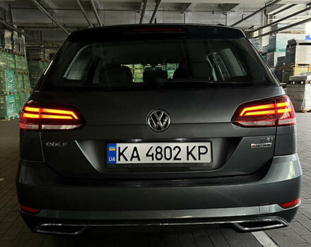 Серый Фольксваген Гольф, объемом двигателя 1.8 л и пробегом 73 тыс. км за 11000 $, фото 7 на Automoto.ua