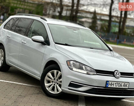 Серый Фольксваген Гольф, объемом двигателя 1.8 л и пробегом 100 тыс. км за 12700 $, фото 6 на Automoto.ua