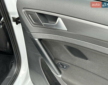 Серый Фольксваген Гольф, объемом двигателя 1.8 л и пробегом 100 тыс. км за 12700 $, фото 36 на Automoto.ua